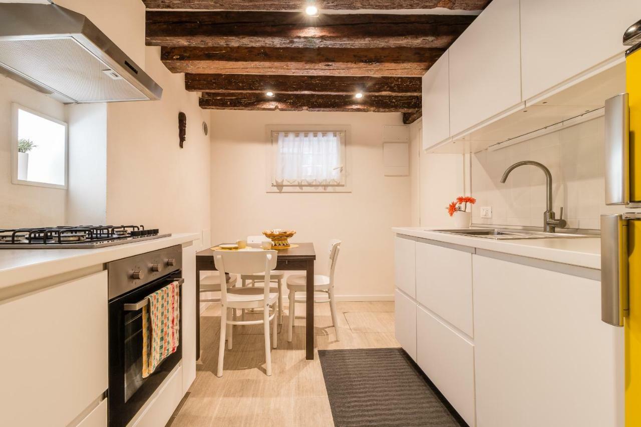 Ramo Delle Moschette Apartment Венеция Екстериор снимка