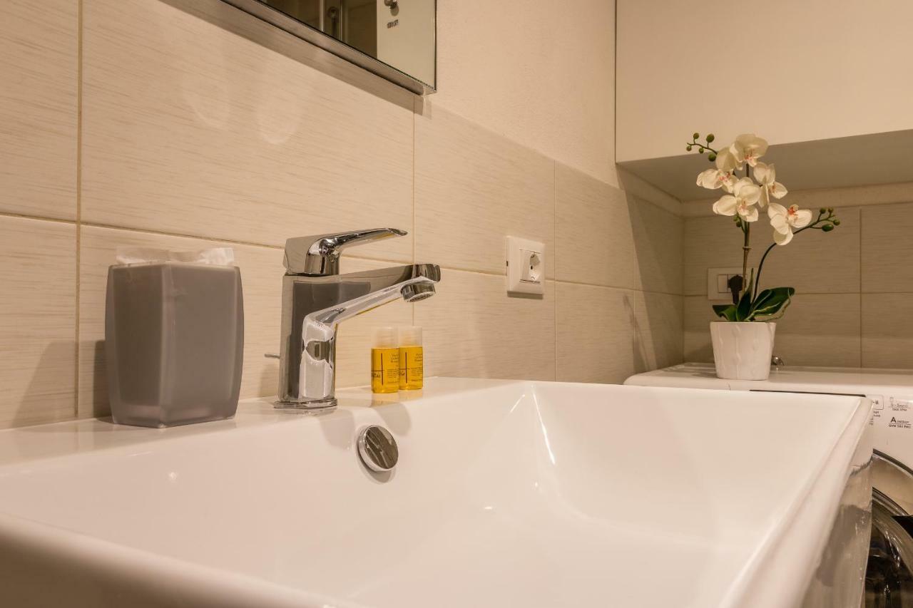 Ramo Delle Moschette Apartment Венеция Екстериор снимка